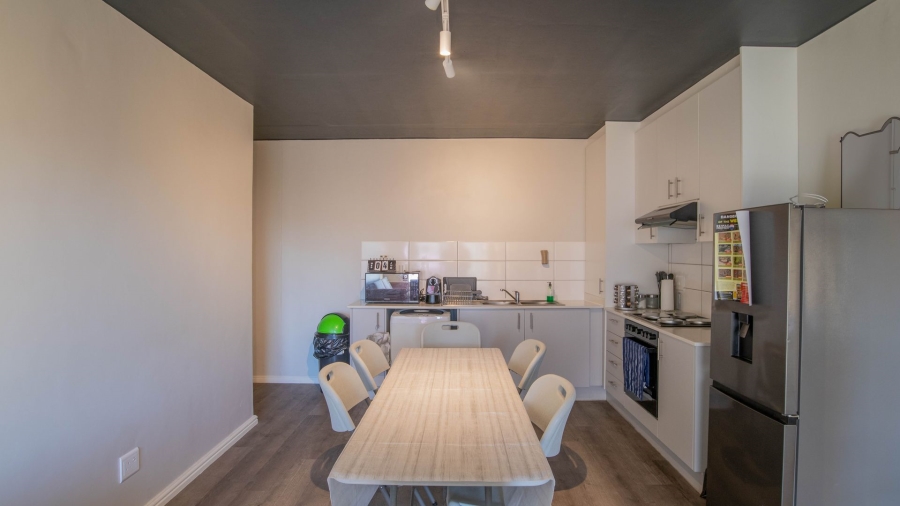 2 Bedroom Property for Sale in Muizenberg Western Cape